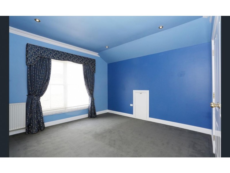 43 Hinkler Road, Glen Waverley VIC 3150