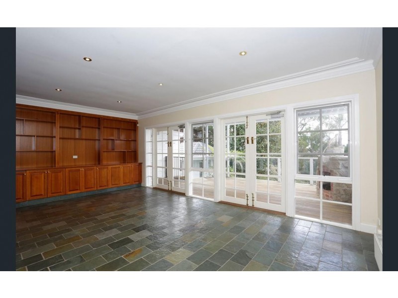 43 Hinkler Road, Glen Waverley VIC 3150