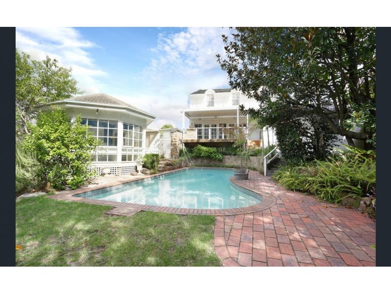 43 Hinkler Road, Glen Waverley VIC 3150