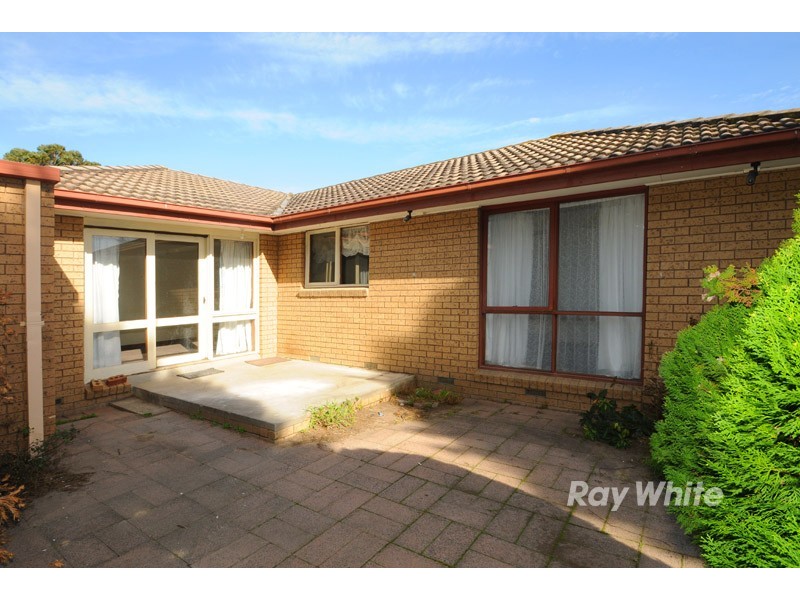 6 Turramurra Drive, Rowville VIC 3178