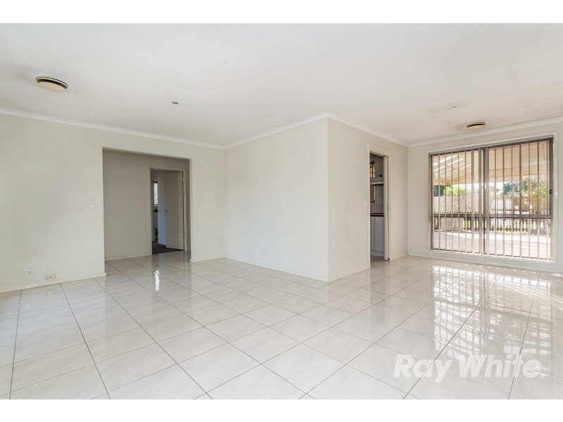 1 Landsborough Avenue, Rowville VIC 3178