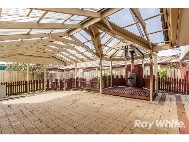 1 Landsborough Avenue, Rowville VIC 3178