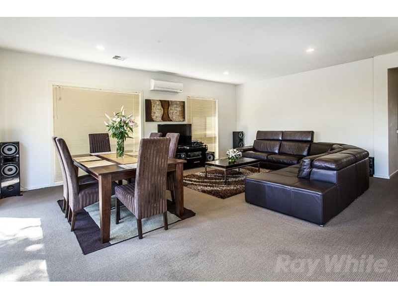 3 Autumn Way, Kilsyth VIC 3137