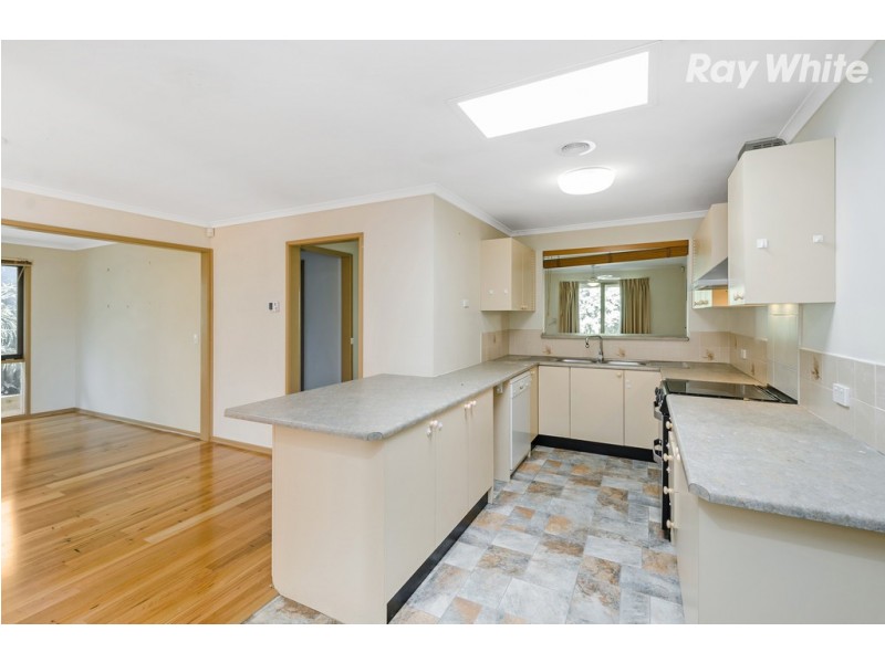 16 Cheryl Crescent, Ferntree Gully VIC 3156