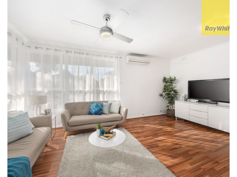 15 Anne Road, Knoxfield VIC 3180