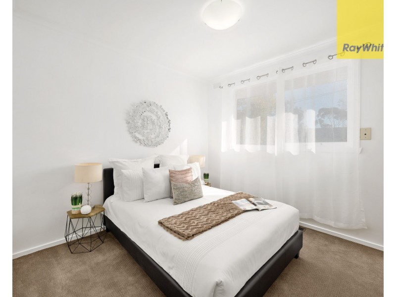 15 Anne Road, Knoxfield VIC 3180