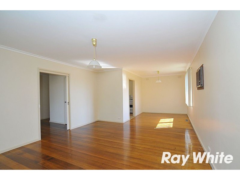 11 Juniper Road, Wantirna VIC 3152