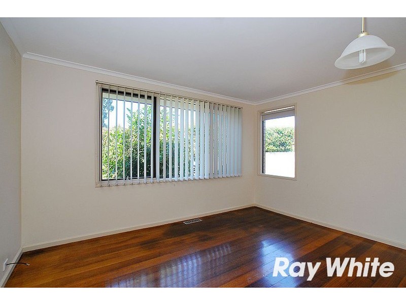 11 Juniper Road, Wantirna VIC 3152