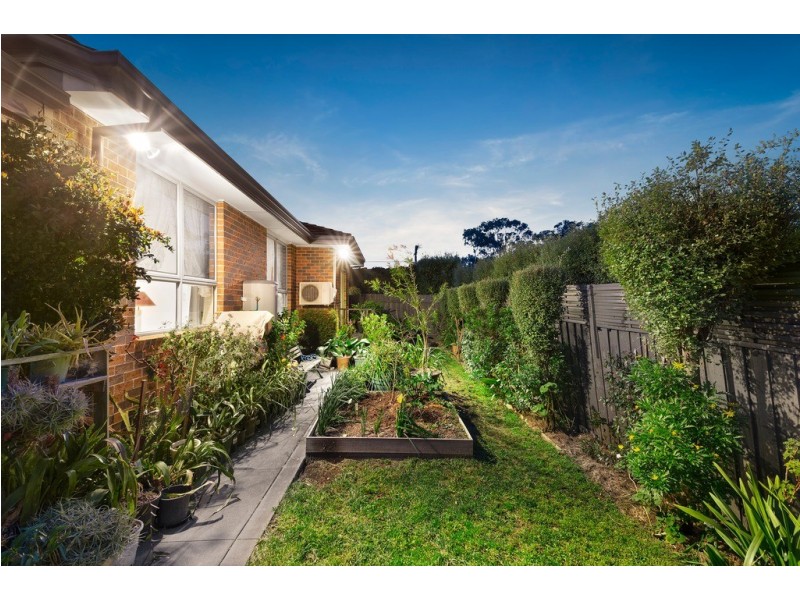 2/16 Loddon Street, Box Hill North VIC 3129