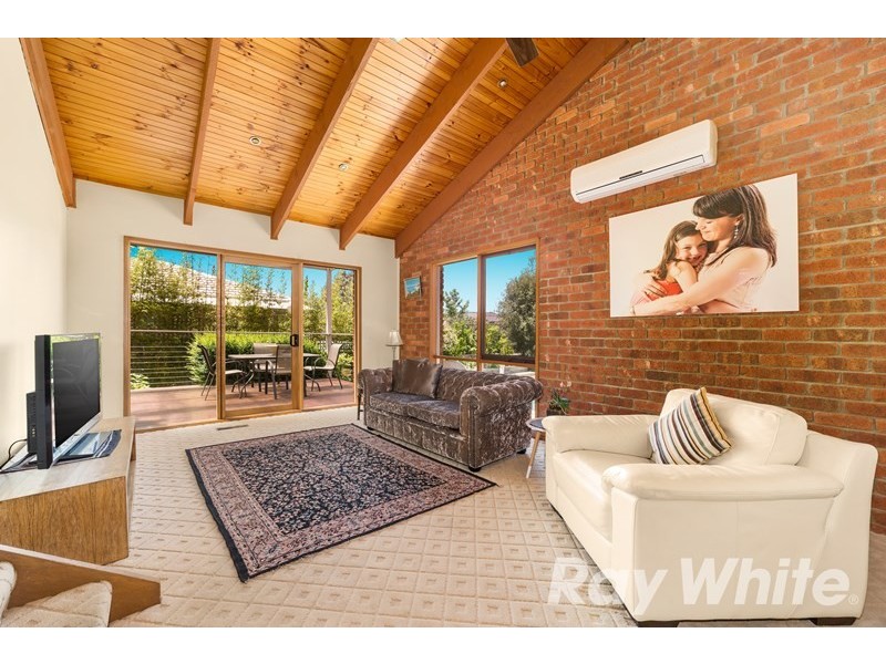 8 Aspen Close, Wantirna South VIC 3152