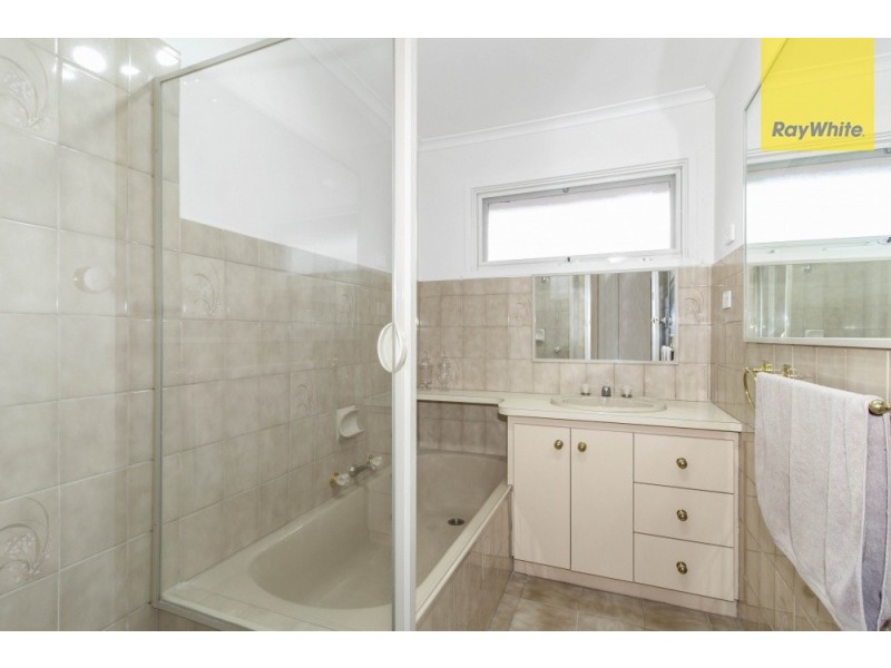 6 Cootamundra Drive, Wheelers Hill VIC 3150