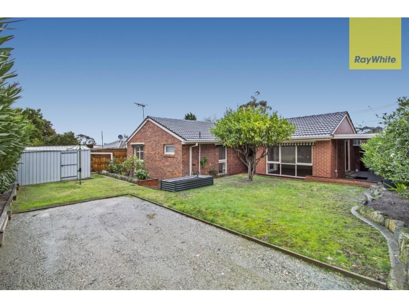 6 Cootamundra Drive, Wheelers Hill VIC 3150