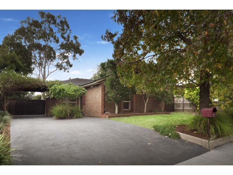 8 Botany Court, Wantirna VIC 3152