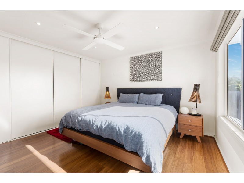 2/14 Monteith Crescent, Endeavour Hills VIC 3802