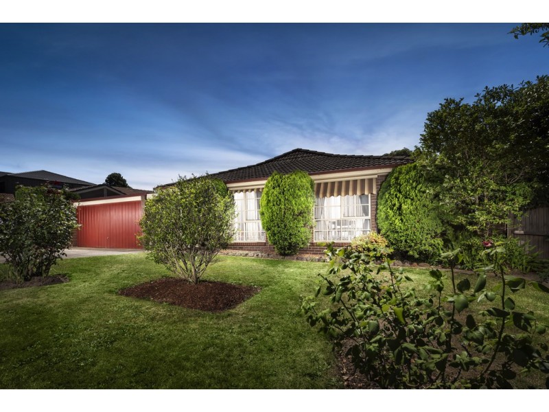 11 Old Orchard Drive, Wantirna South VIC 3152
