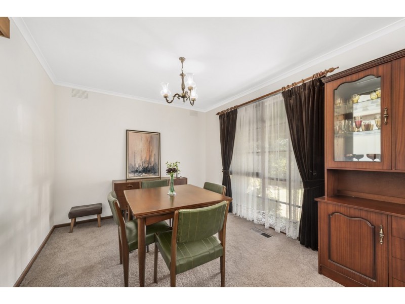 11 Old Orchard Drive, Wantirna South VIC 3152