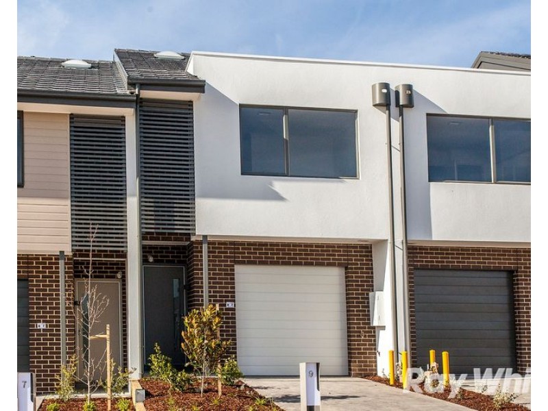 9 Panorama Drive, Wantirna South VIC 3152
