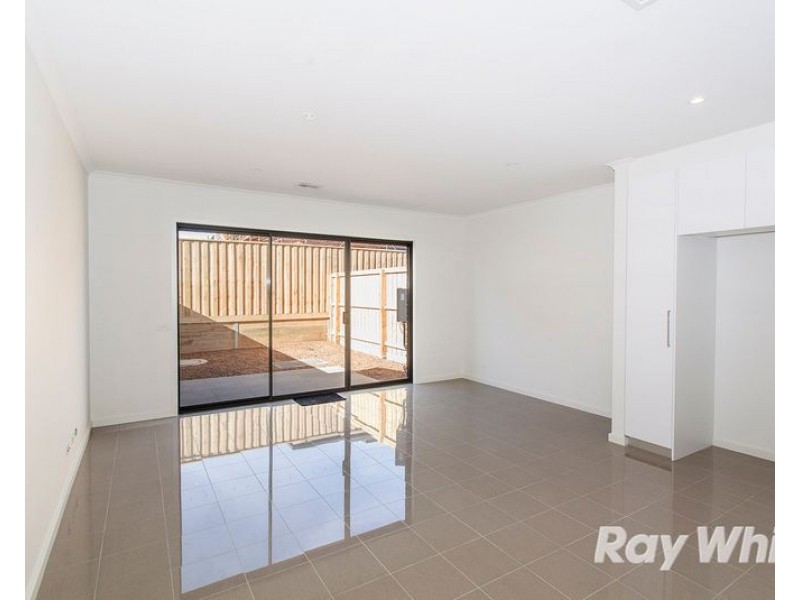 9 Panorama Drive, Wantirna South VIC 3152