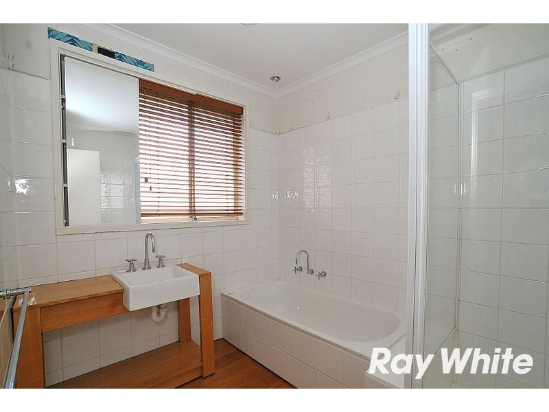 28 Inchcape Avenue, Wantirna VIC 3152