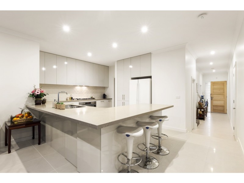 33A Mareeba Crescent, Bayswater VIC 3153