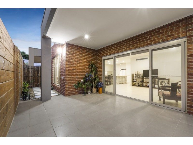 33A Mareeba Crescent, Bayswater VIC 3153