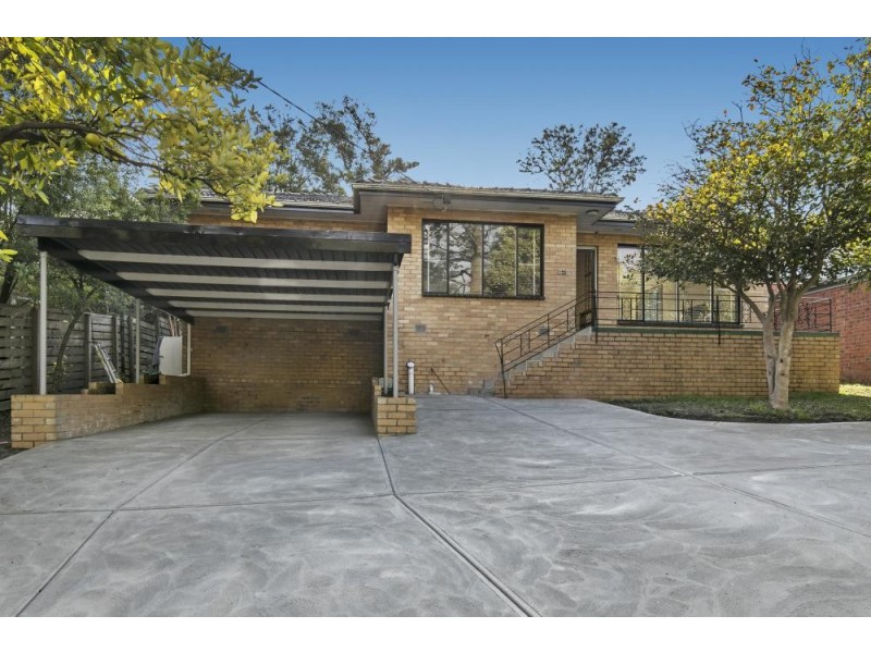 11 Douglas Parade, Croydon VIC 3136