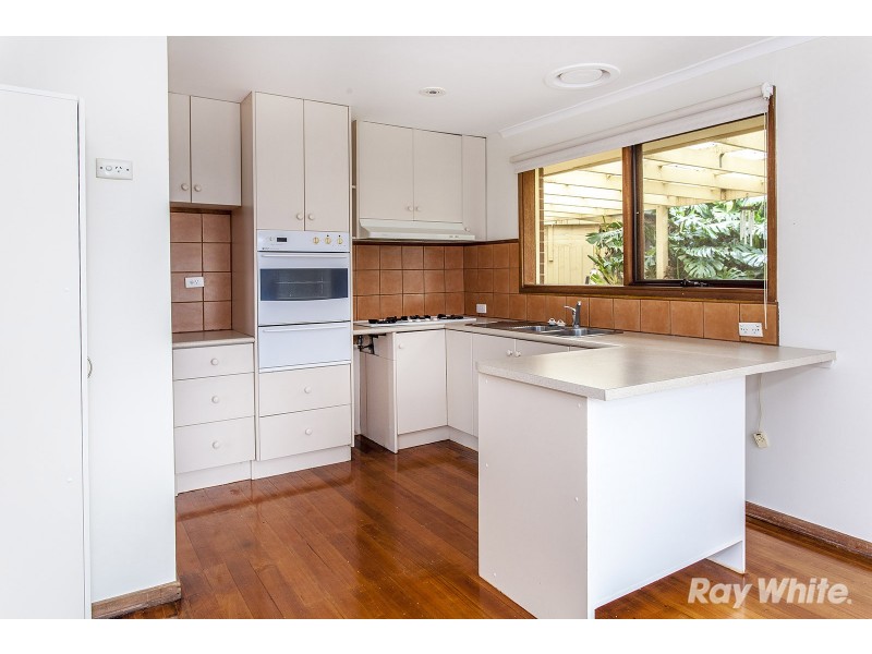 31 Lumeah Crescent, Ferntree Gully VIC 3156