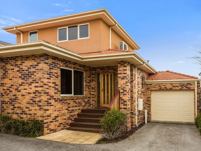 2/4 Jacana Street, Chadstone VIC 3148