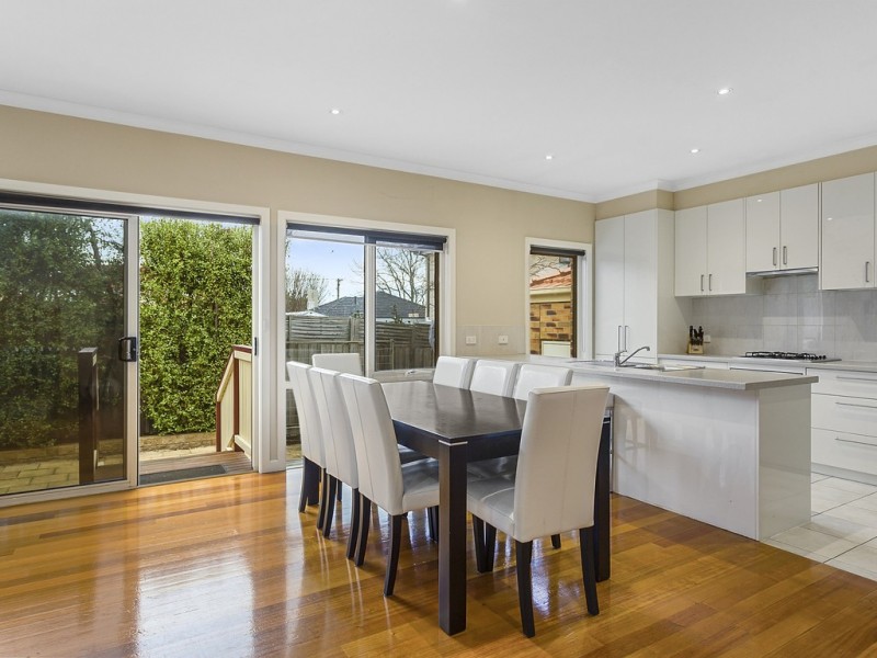 2/4 Jacana Street, Chadstone VIC 3148