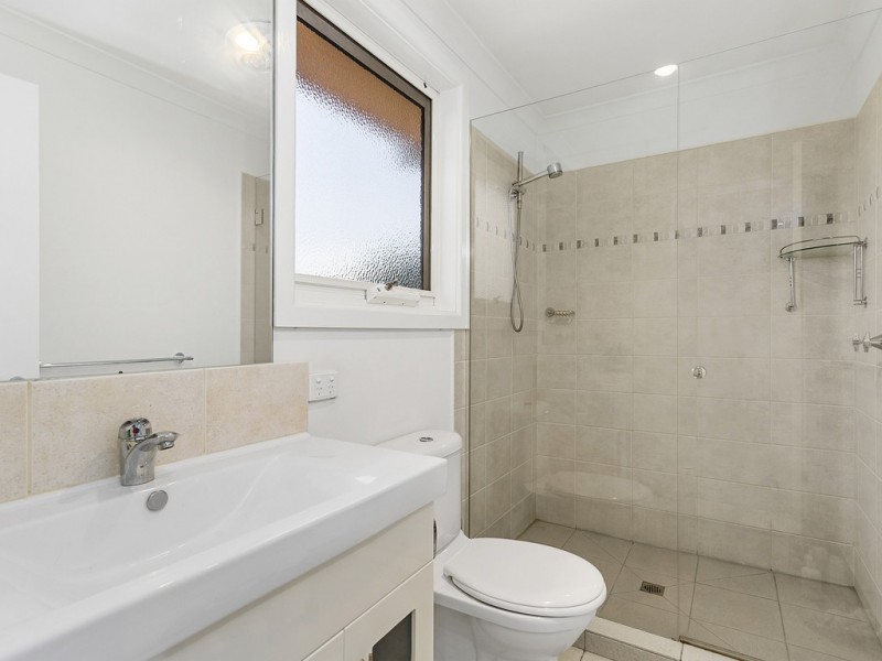 2/4 Jacana Street, Chadstone VIC 3148