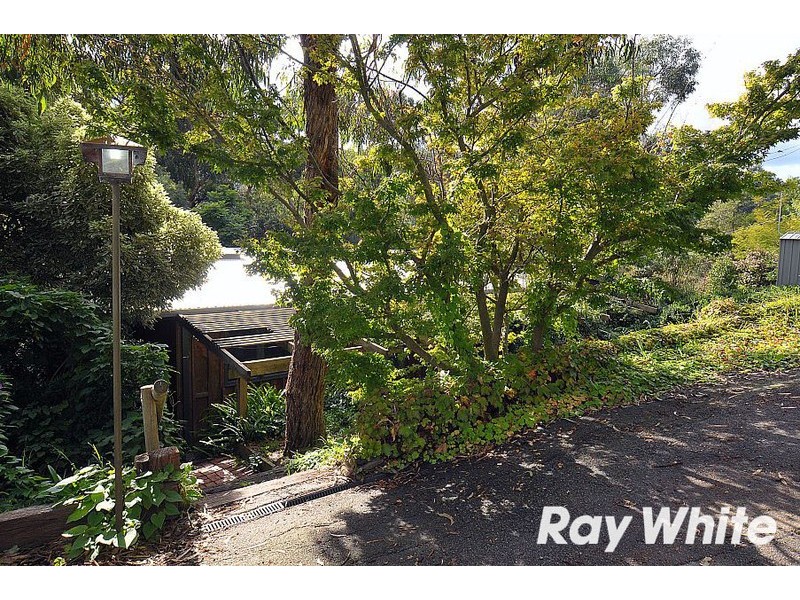 15 Wynette Avenue, Upper Ferntree Gully VIC 3156