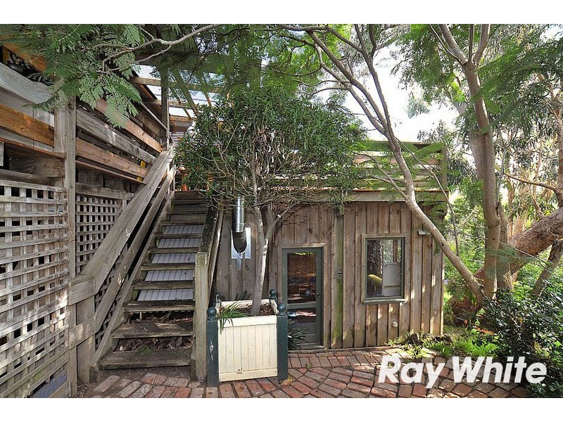 15 Wynette Avenue, Upper Ferntree Gully VIC 3156