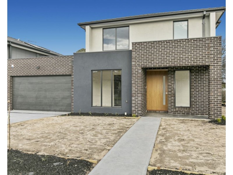 1/2 Peverill Street, Malvern East VIC 3145