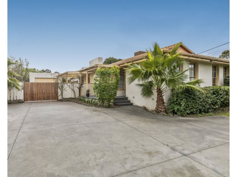 36 Laura Road, Knoxfield VIC 3180