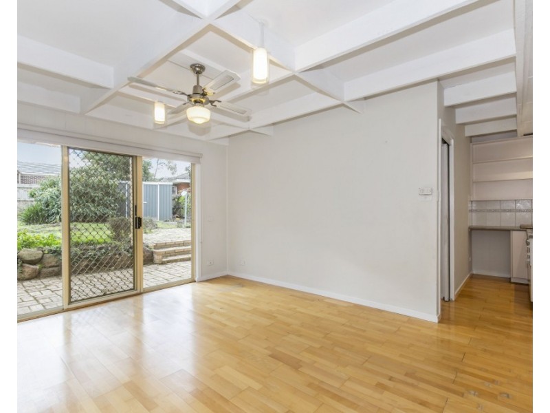 36 Laura Road, Knoxfield VIC 3180