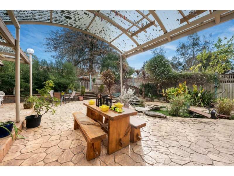 21 Warrien Road, Croydon North VIC 3136