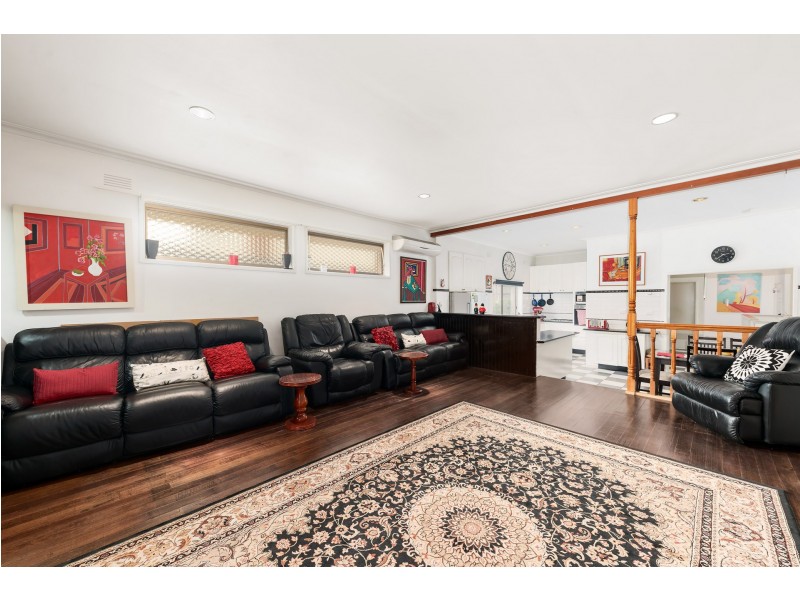 21 Warrien Road, Croydon North VIC 3136