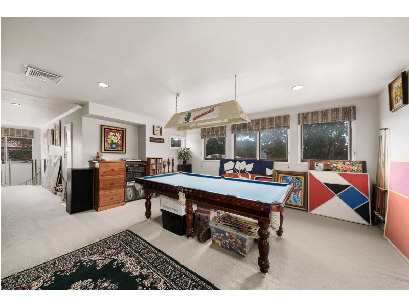 21 Warrien Road, Croydon North VIC 3136