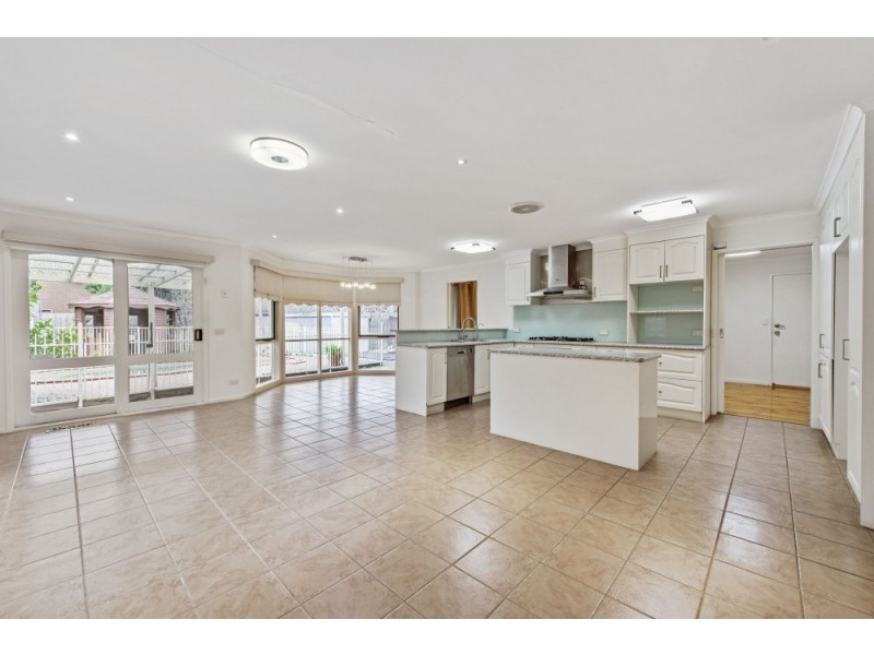 3 Riddell Road, Wantirna South VIC 3152