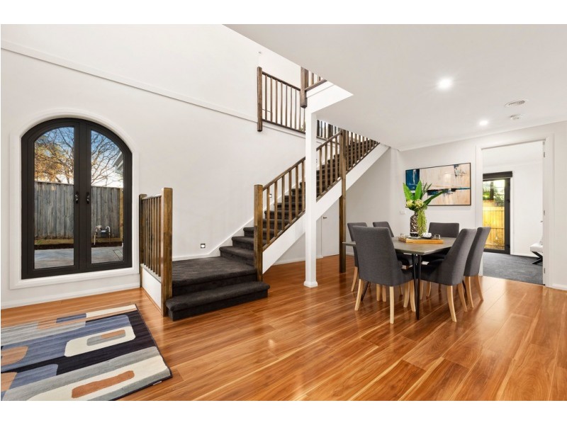 2/33 Jessica Close, Wantirna South VIC 3152