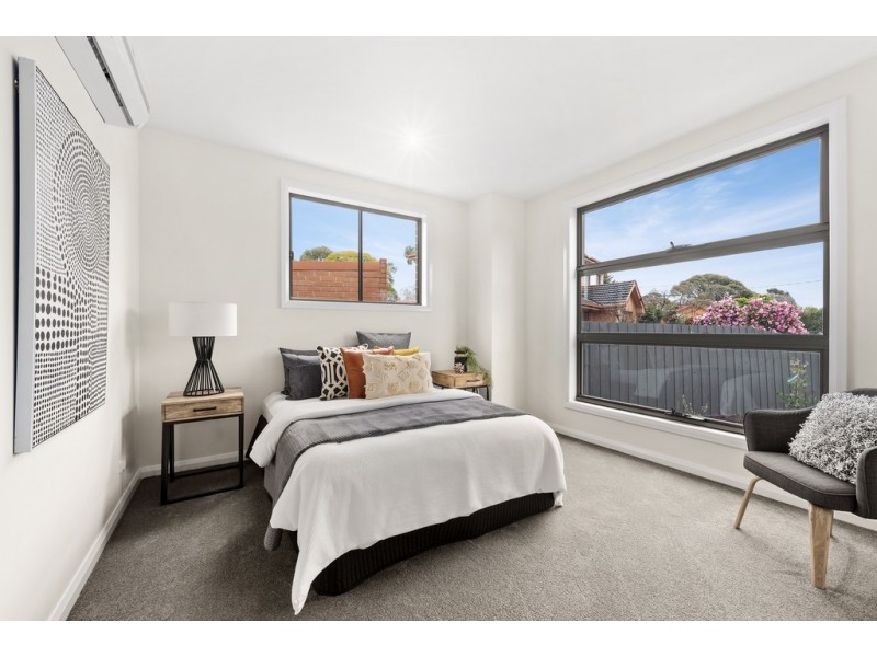 3/12 Bent Court, Wantirna South VIC 3152