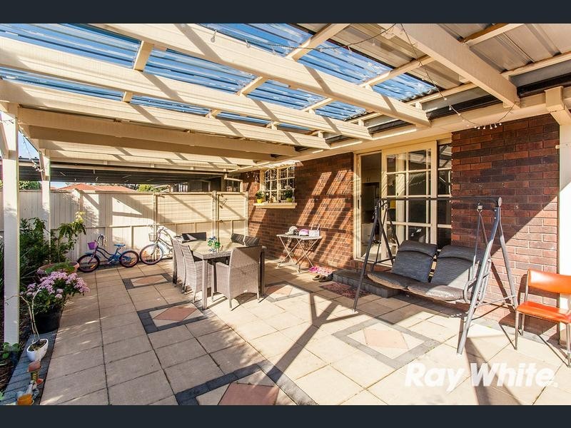 113 Dandelion Drive, Rowville VIC 3178