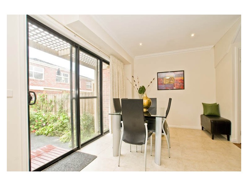 2/735 Boronia Road, Wantirna VIC 3152