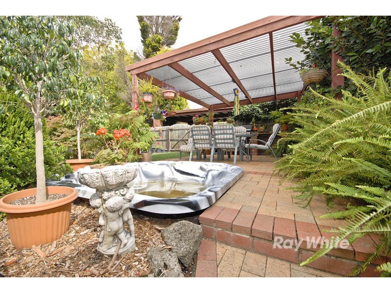 6 Elandra Court, Wantirna VIC 3152
