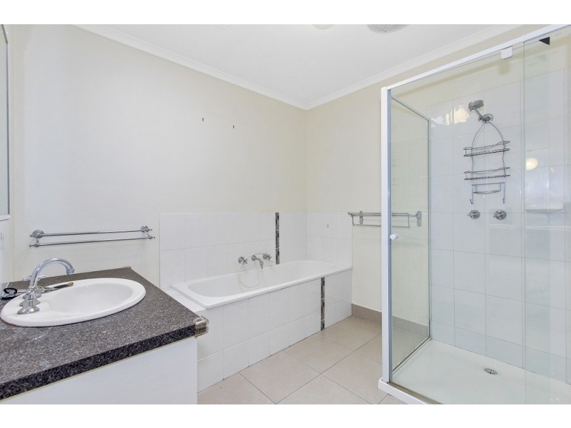 5/3A Baileyana Drive, Endeavour Hills VIC 3802