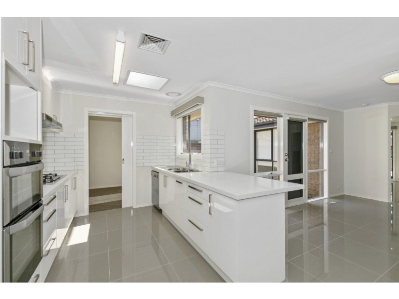 6 Tilba Place, Wantirna South VIC 3152