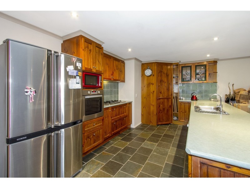 6 Balmoral Court, Rowville VIC 3178