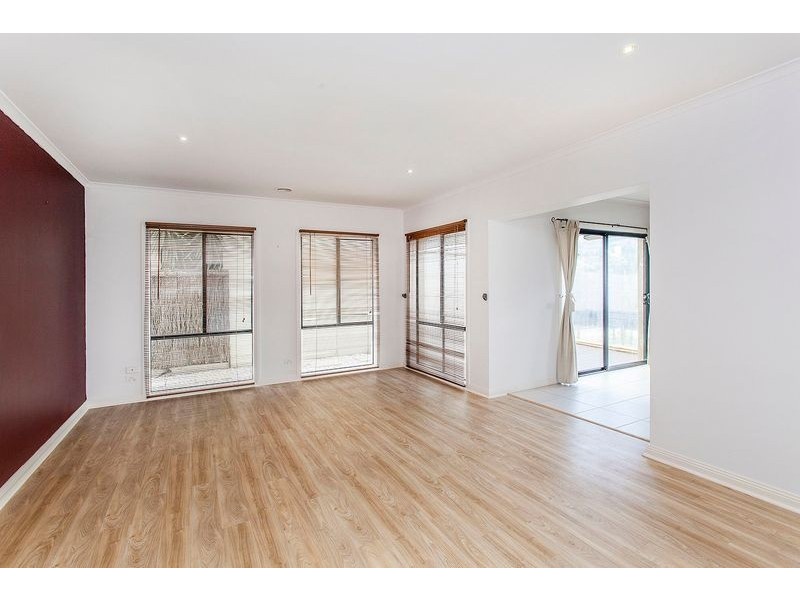 46 Sovereign Manors Crescent, Rowville VIC 3178