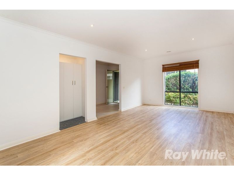 46 Sovereign Manors Crescent, Rowville VIC 3178