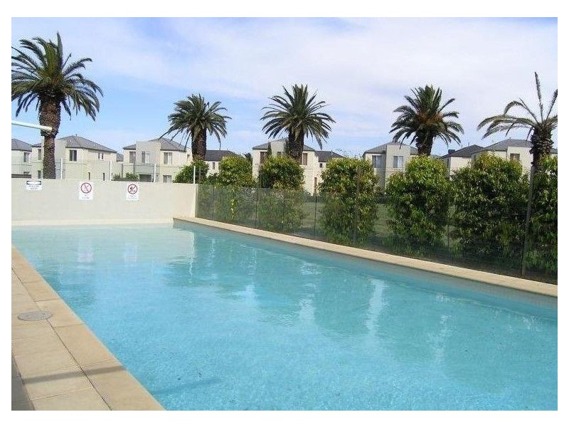 46 Sovereign Manors Crescent, Rowville VIC 3178